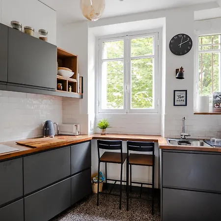 Veeve - Latin Rhythm Appartement